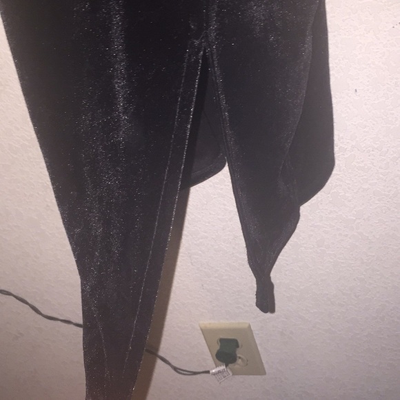 Velvet black dress - Picture 3 of 4